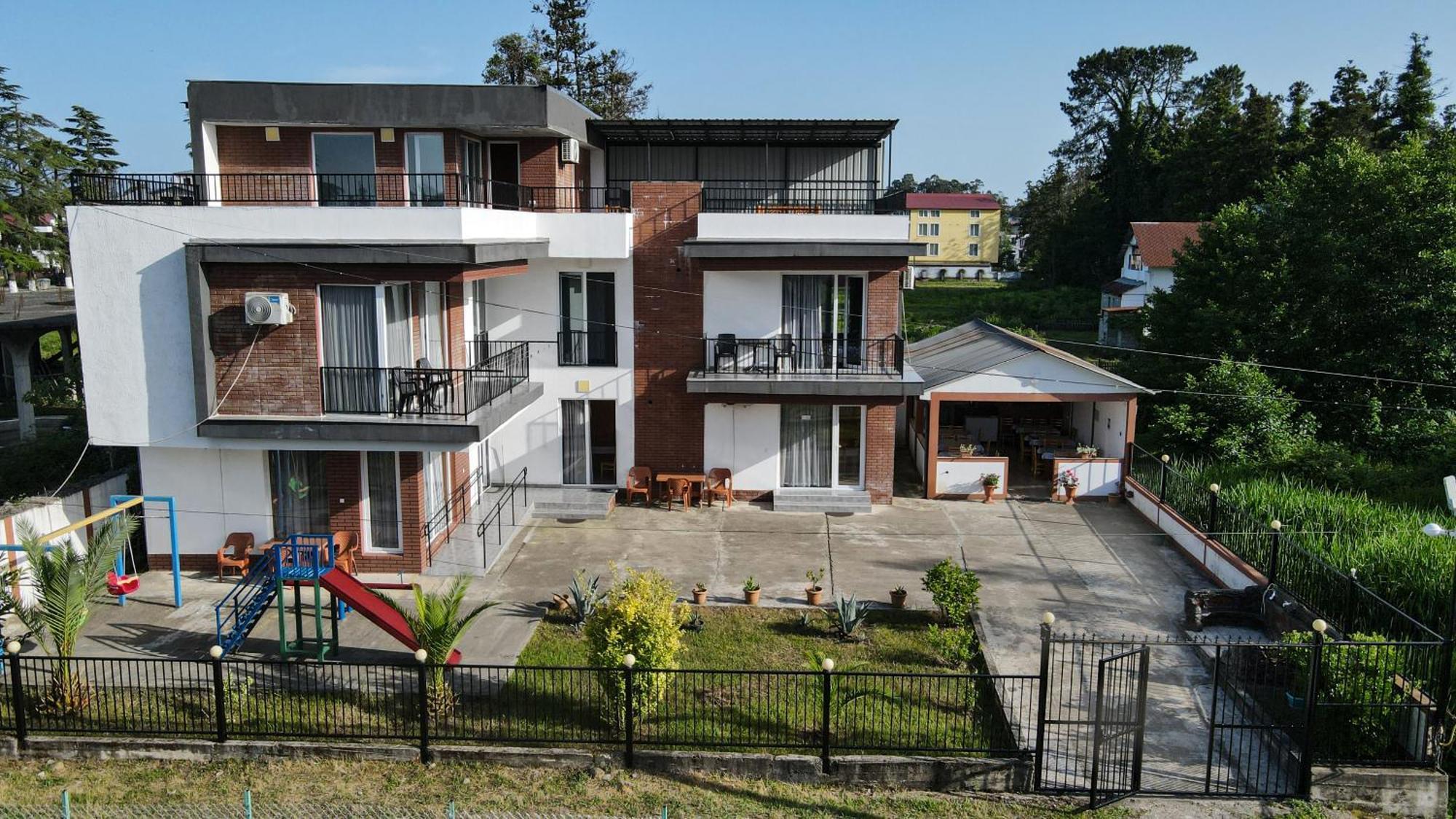 Ureki Residence Bagian luar foto