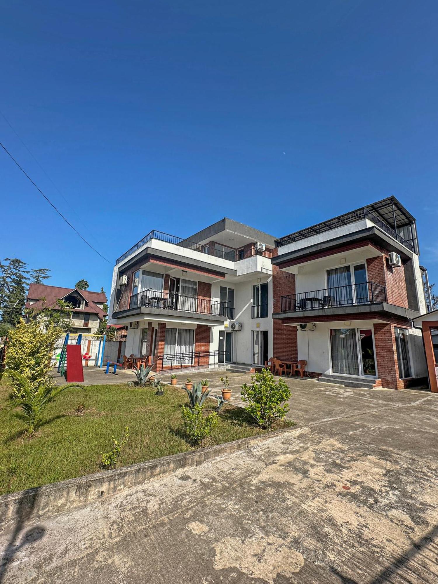 Ureki Residence Bagian luar foto